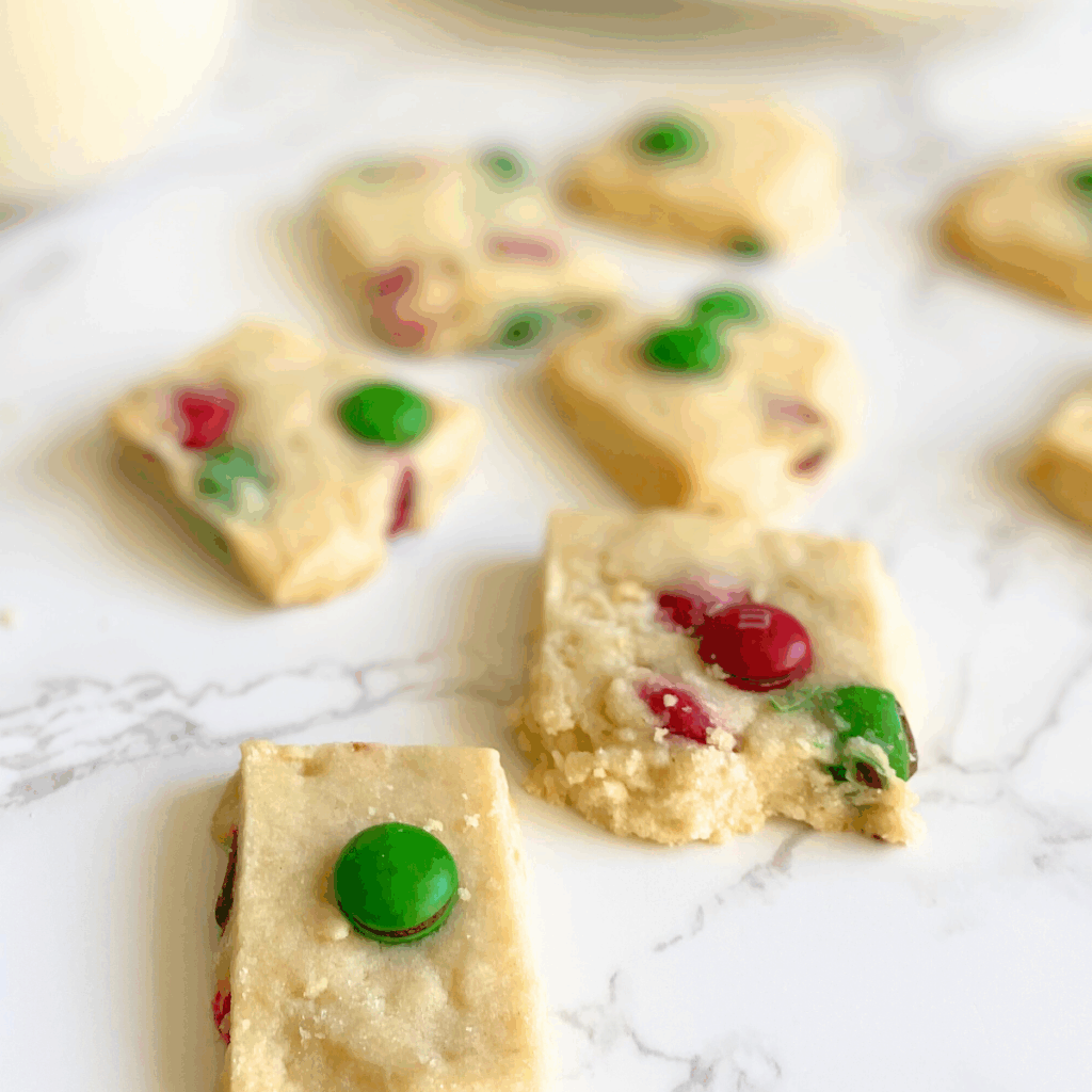 Christmas M&M shortbread bites