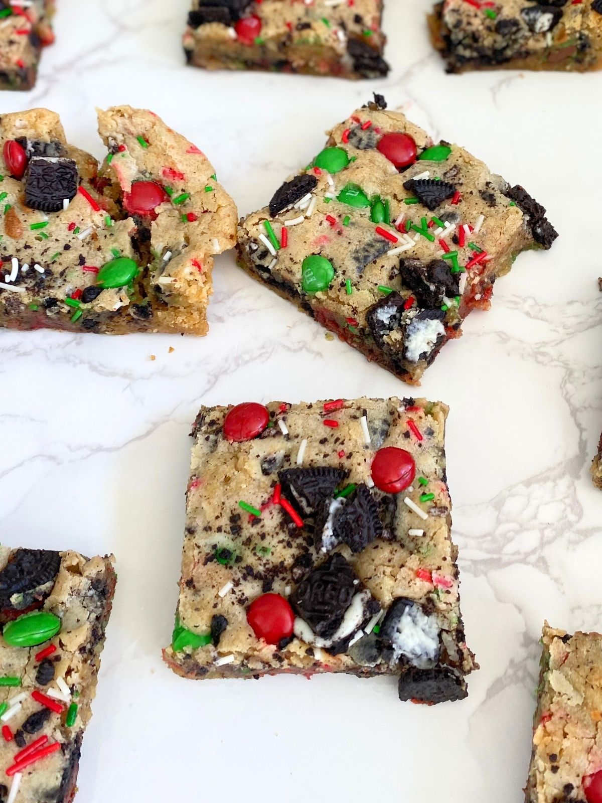 Christmas blondies