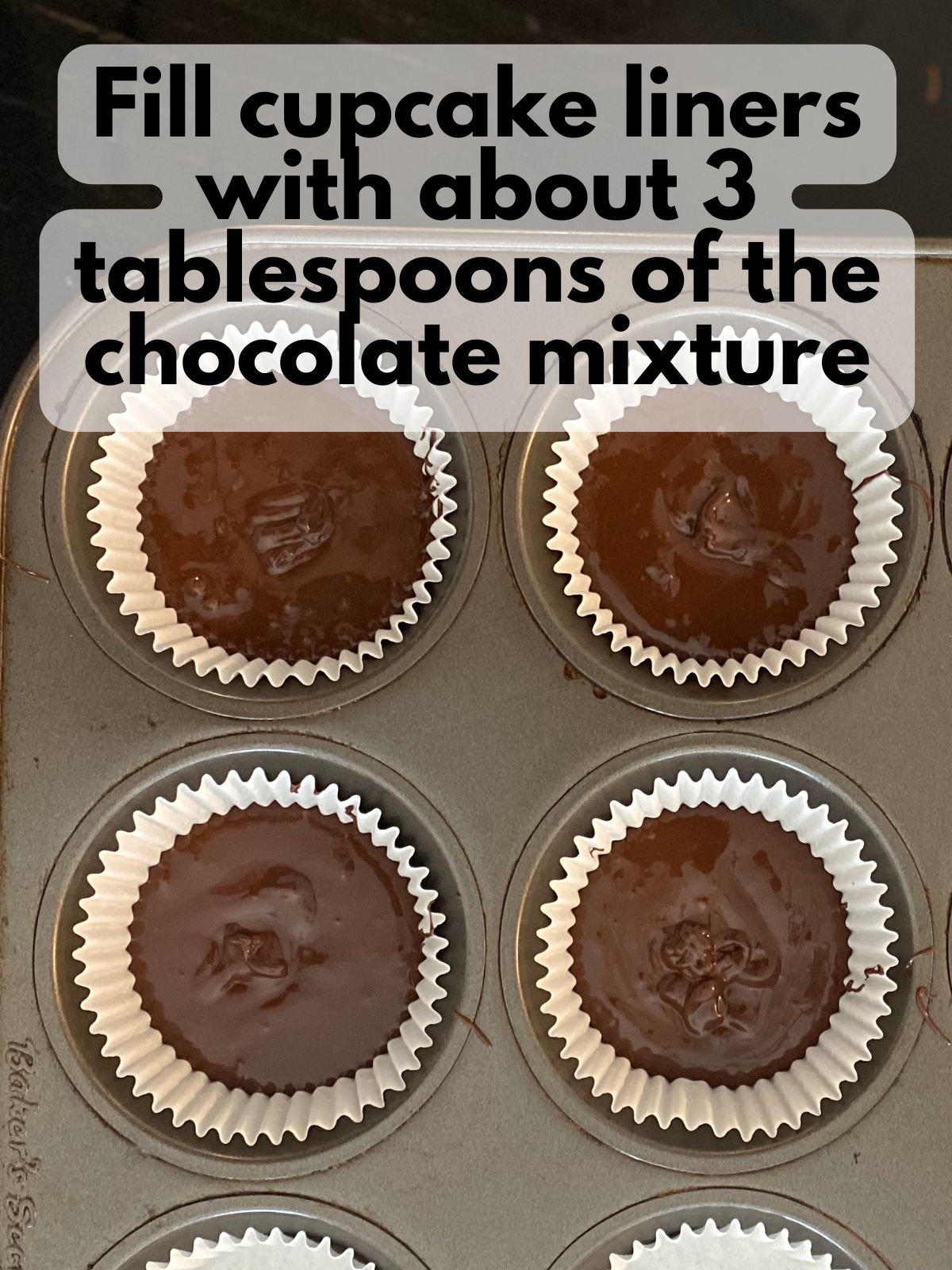 melted hot chocolate ingredients in cupcakes lienrs