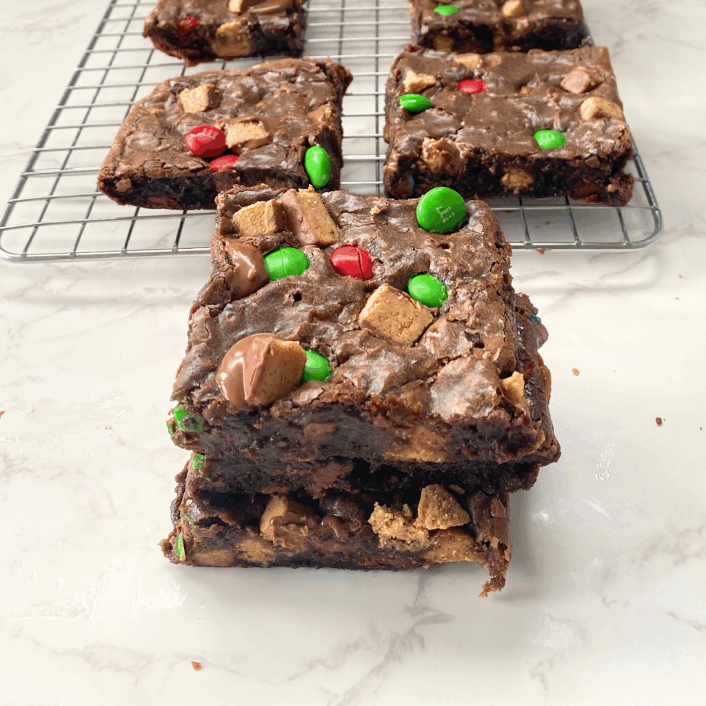 Christmas peanut butter cup brownies