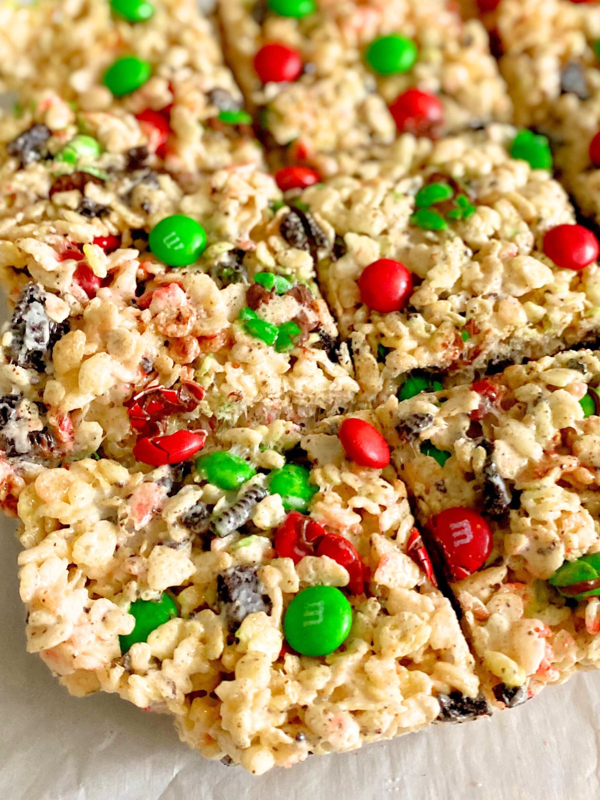Christmas oreo rice krispie treats