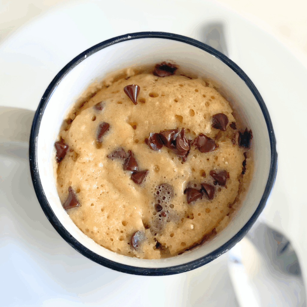 chocolate chip cookie protein mug cake