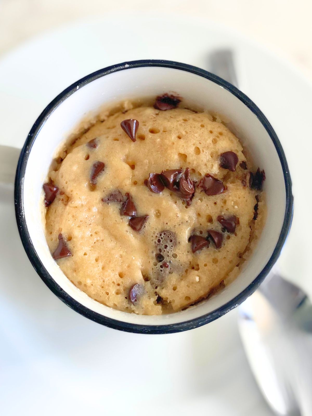 chocolate chip cookie protein mug cake