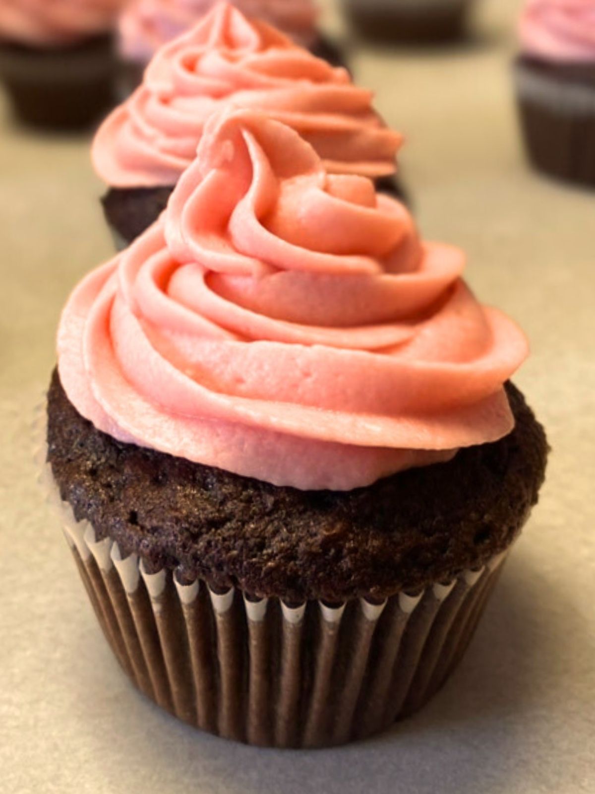chocolate raspberry cupcakes