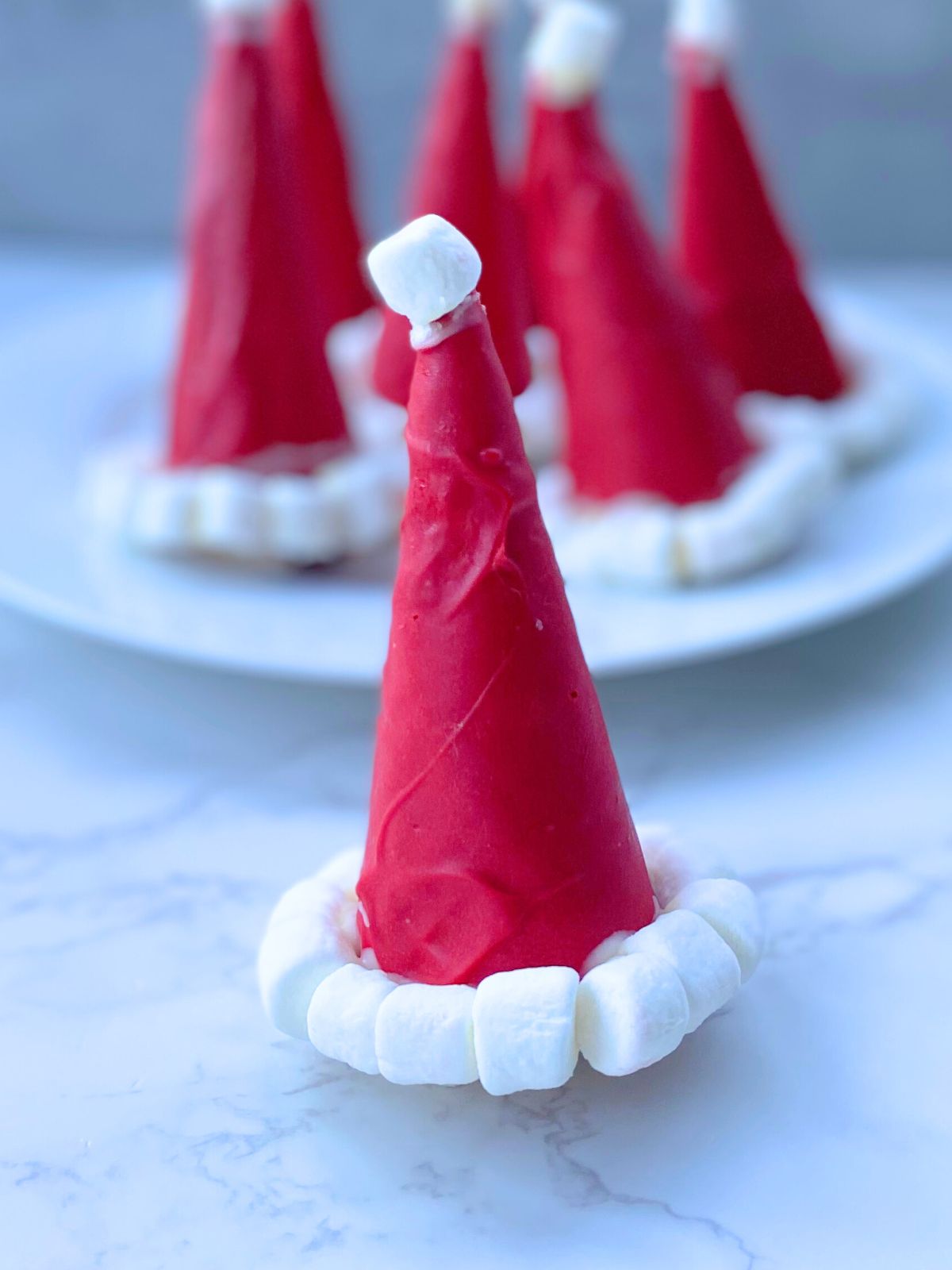 santa hat cheesecake cones