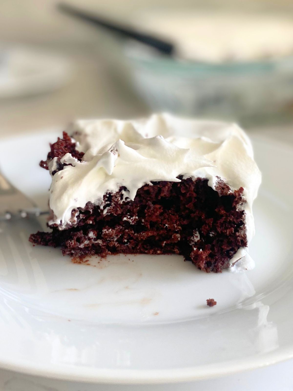 weight watchers chocolate poke cake