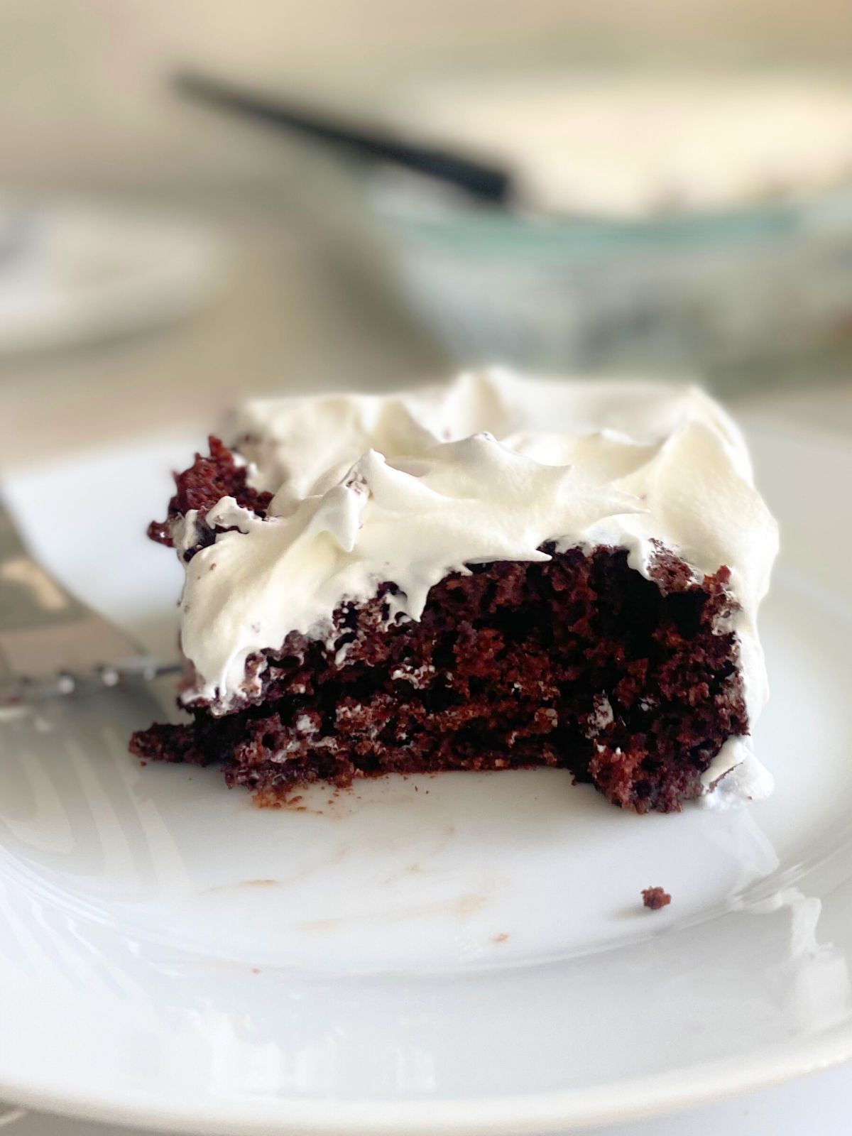 weight watchers chocolate poke cake