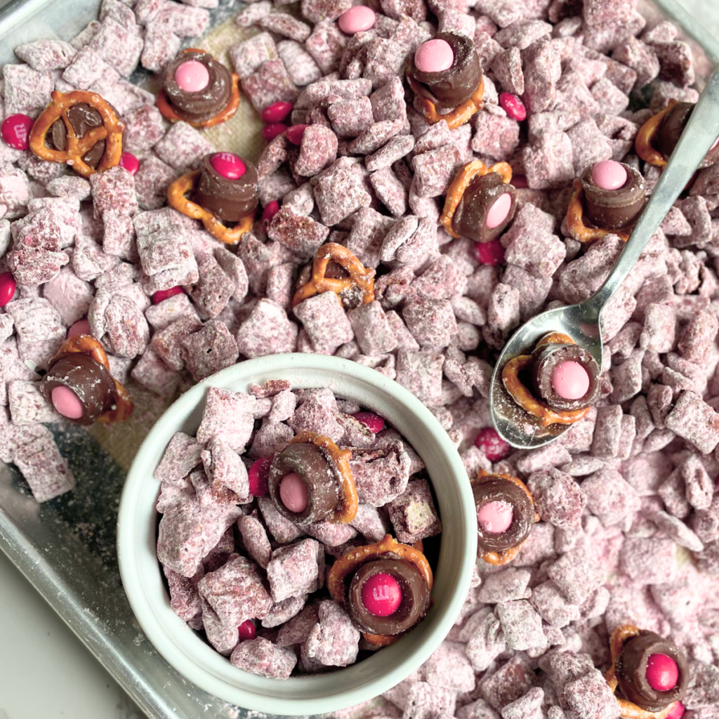 valentine's day puppy chow