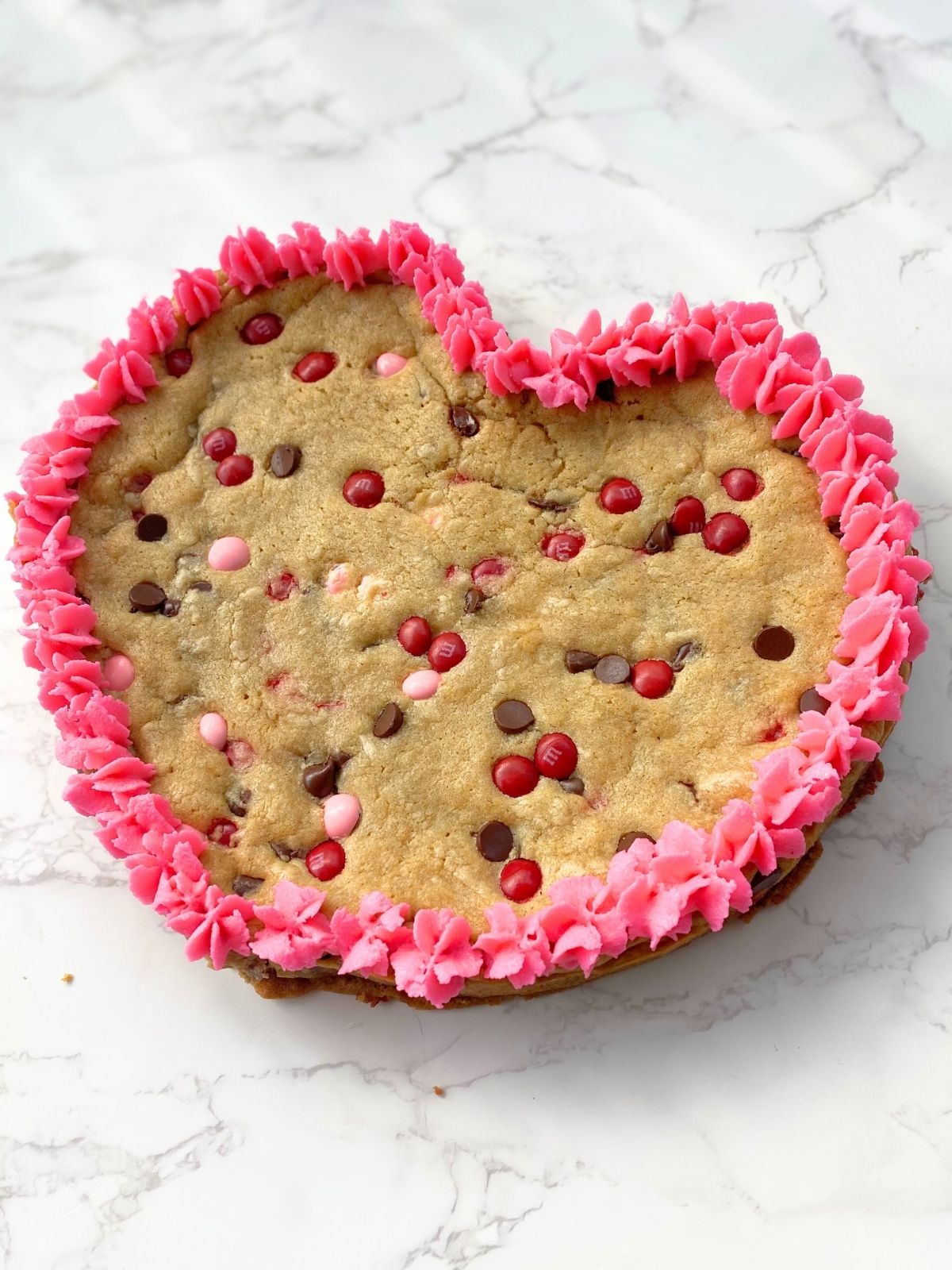 heart shaped cookie cake