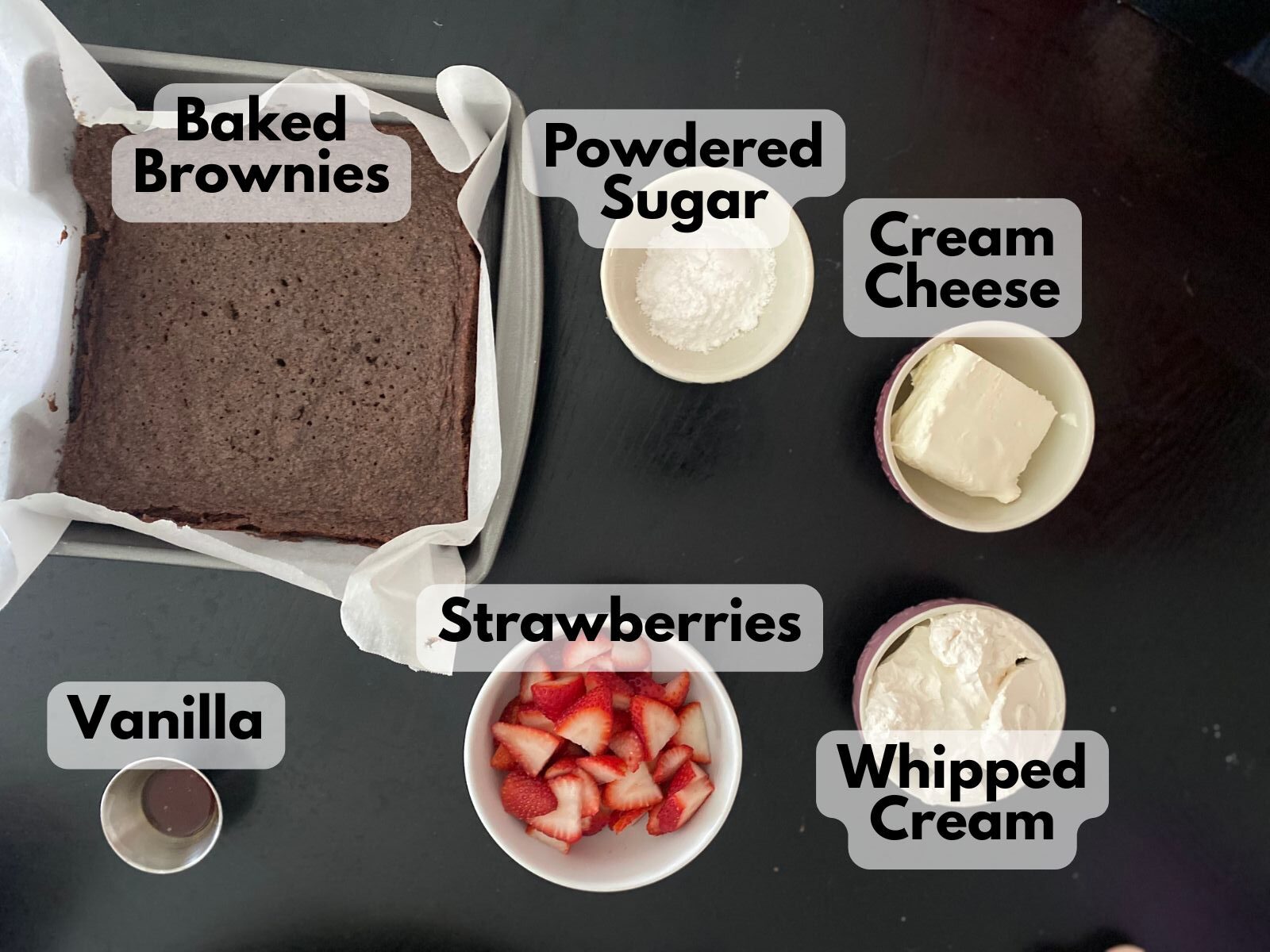 strawberry brownie parfaits ingredients