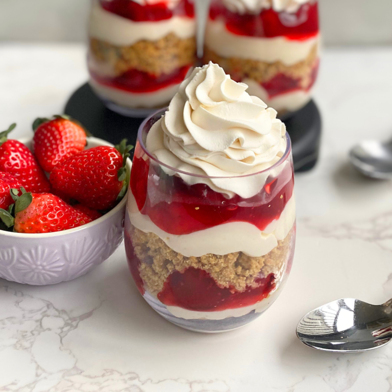 strawberry pie cheesecake cups