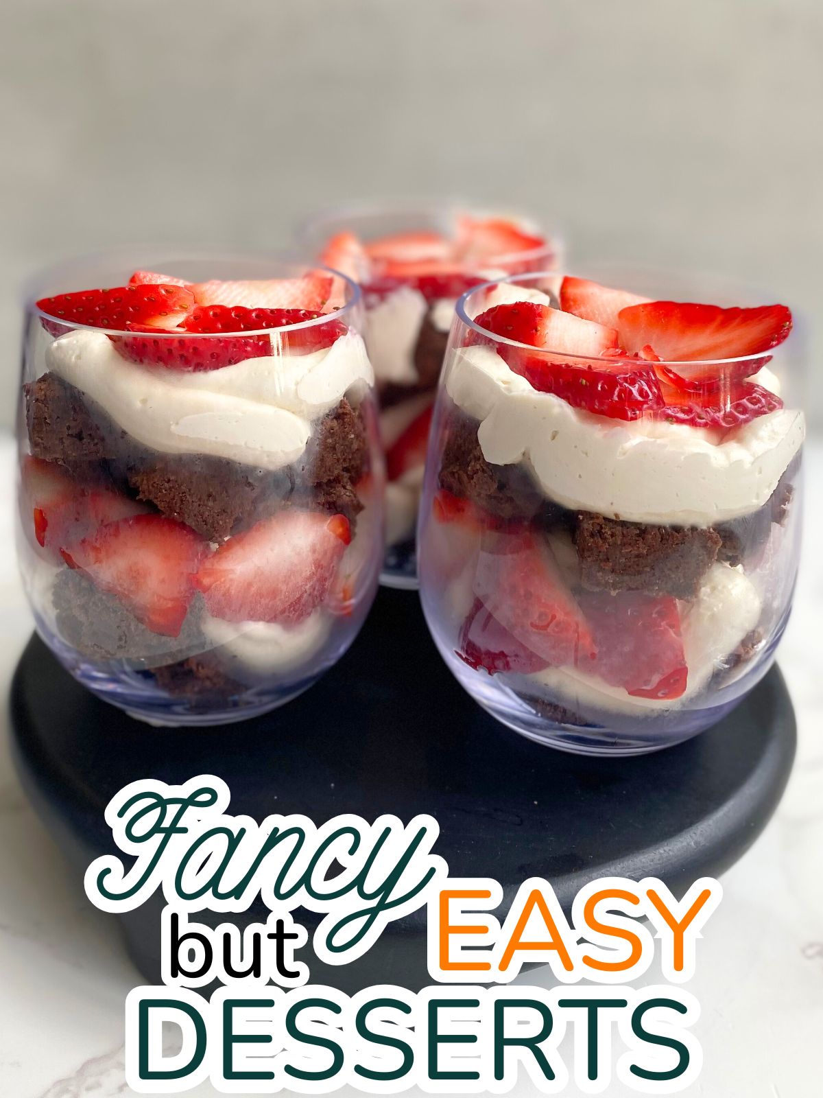 strawberry brownie parfaits