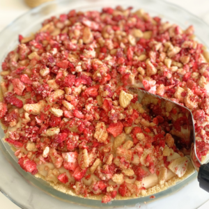 strawberry crunch pudding pie