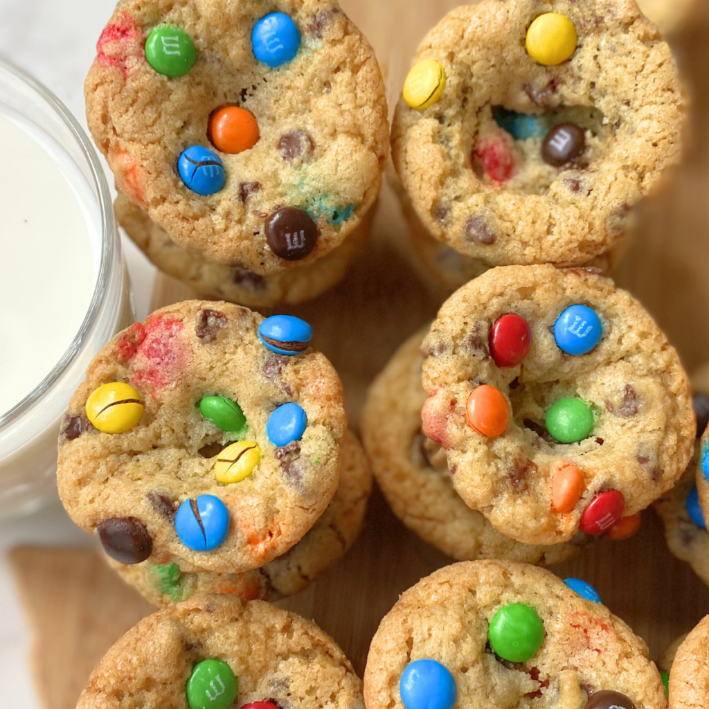 mini M&M cookie cups