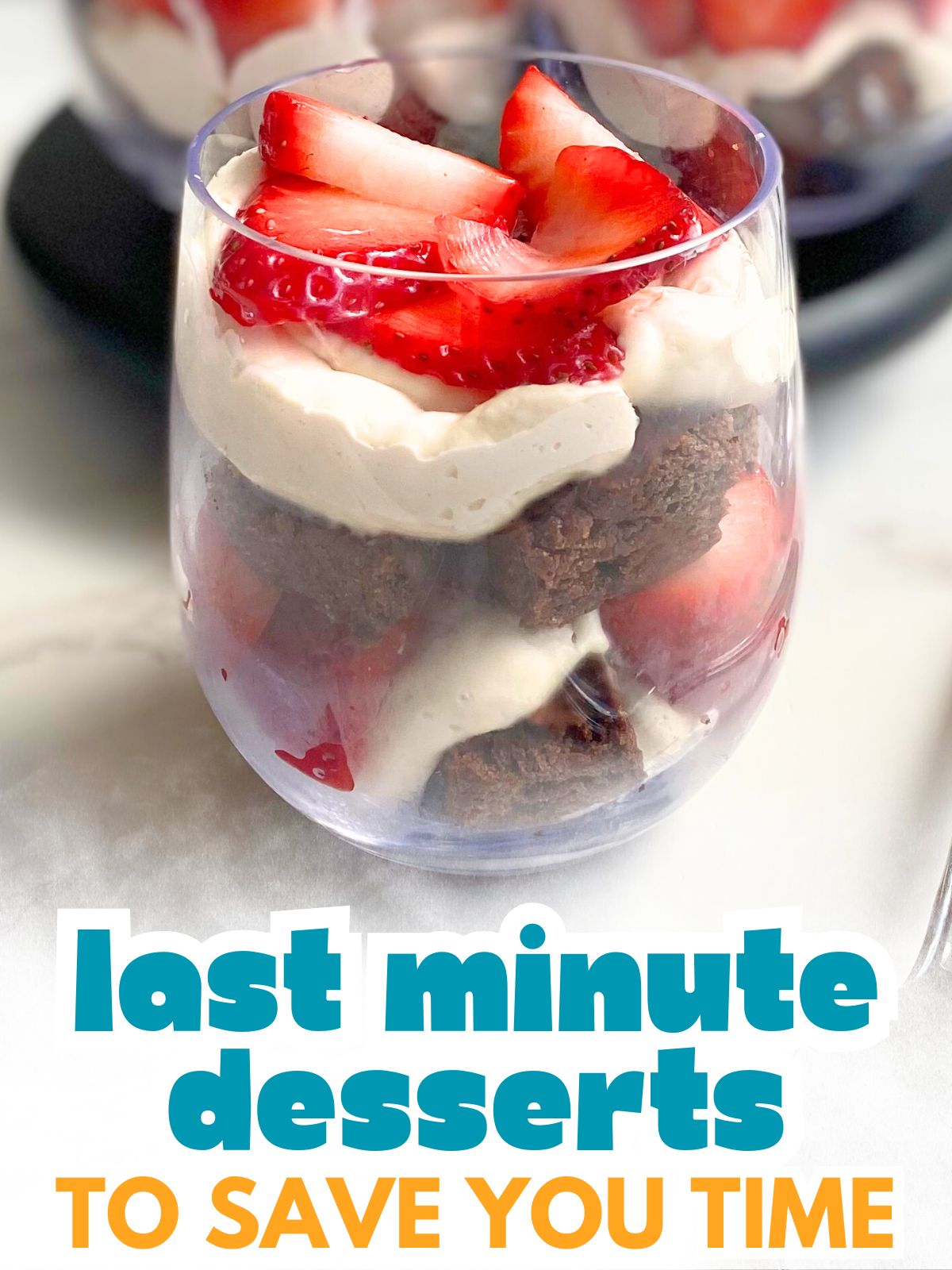 strawberry brownie parfaits