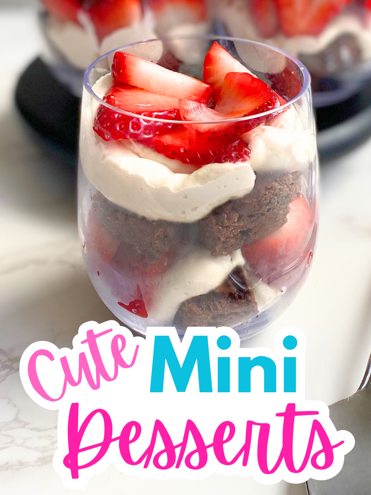 strawberry brownie parfaits