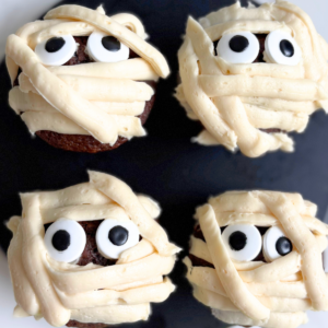mummy cupcakes