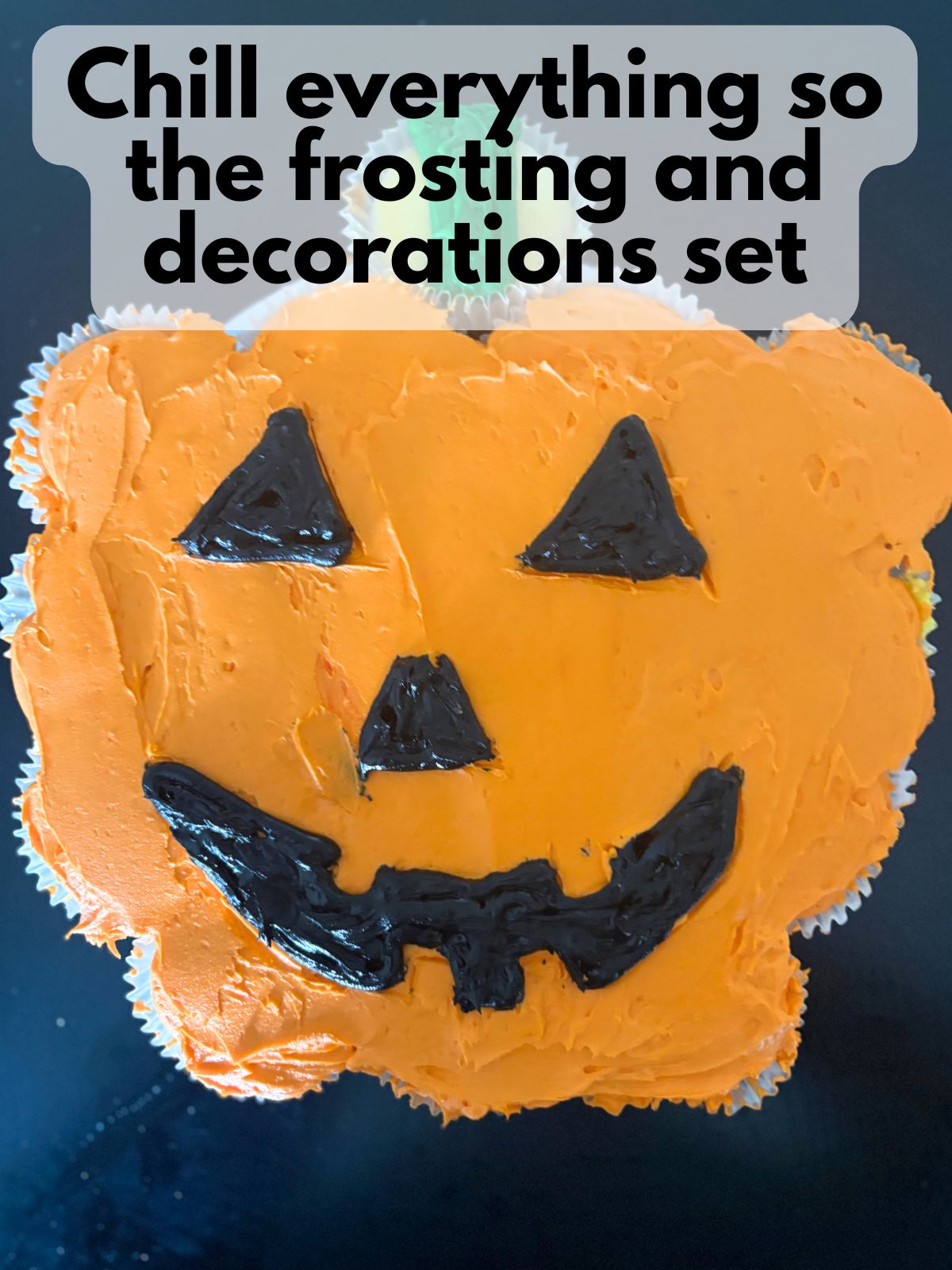 finished jack-o-lantern cupcake cake