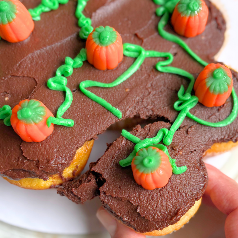 Pumpkin Patch Pull-Apart Cupcake Cake