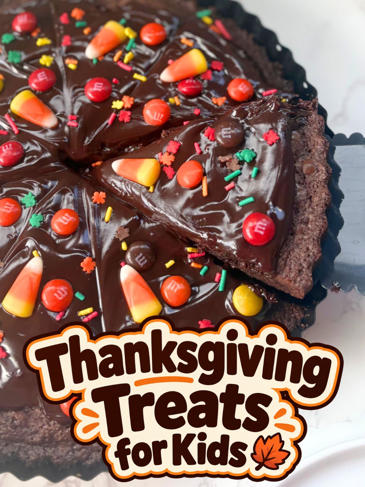Thanksgiving brownie pizza