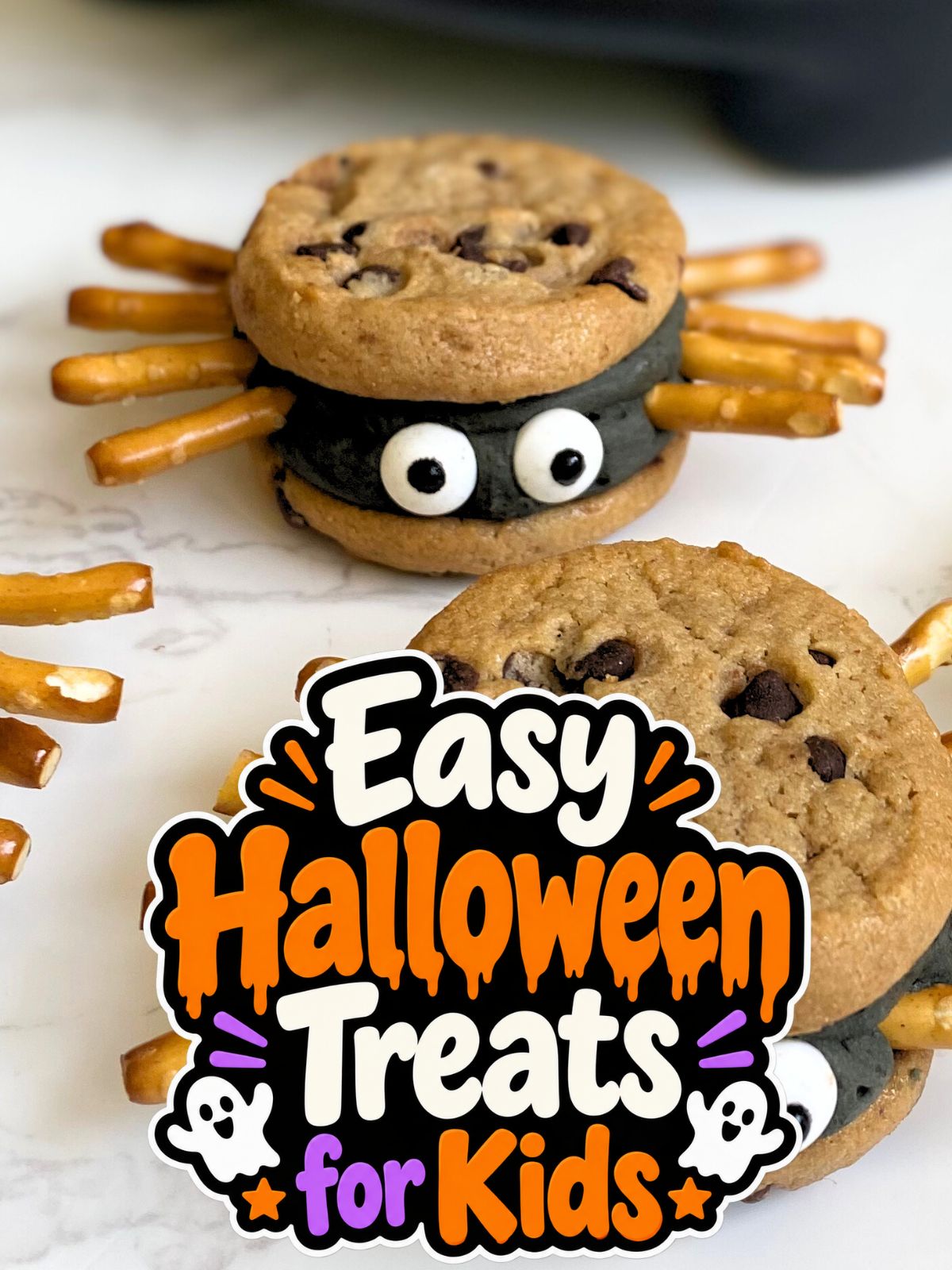 spider cookie sandwiches