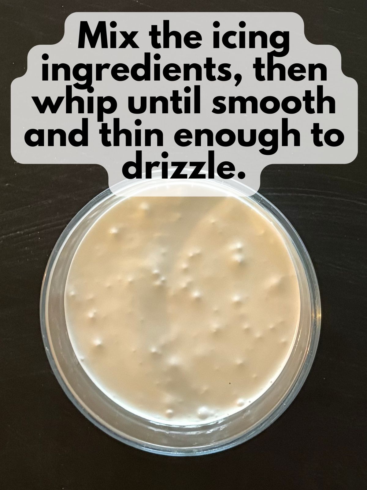 royal icing in a bowl